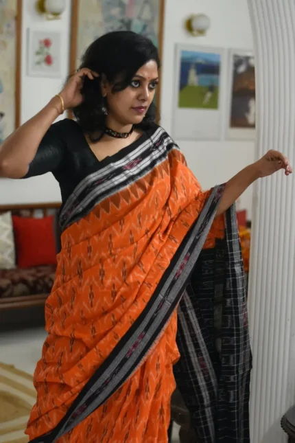 Orange_Sambalpuri_ikkat_Saree_SAIKOR001_gallery_1