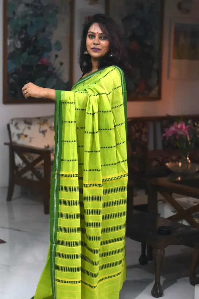 Green_Begumpuri_Cotton_Saree_SABGGR002_gallery_1