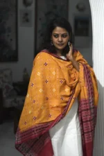 handwoven_ikkat_dupatta_DUIKYL001_gallery_1