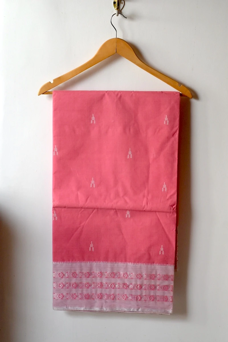 Pink_handwoven_Dhaniakhali_cotton_saree_featured Pink Dhaniakhali Handwoven Cotton Saree - Image 1